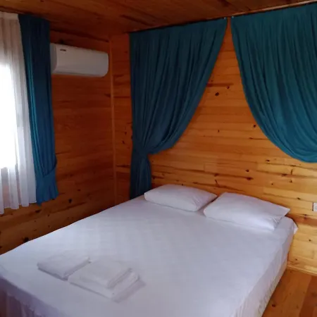 Nirvana Beach Club Bungalow Affittacamere