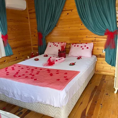 Nirvana Beach Club Bungalow 招待所